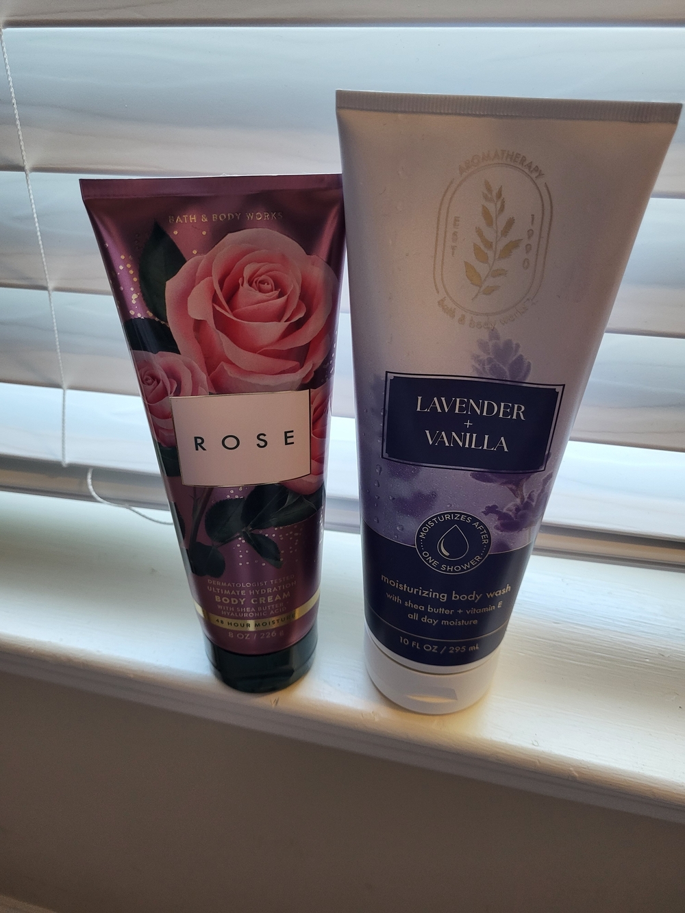 Bath & Body Works Rose (pink) Moisterizer& Lavender + Vanilla (purple) Body Wash
